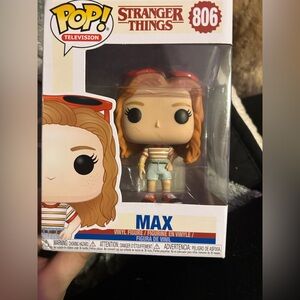 Max from season 3 mall outfit stranger things Funko pop